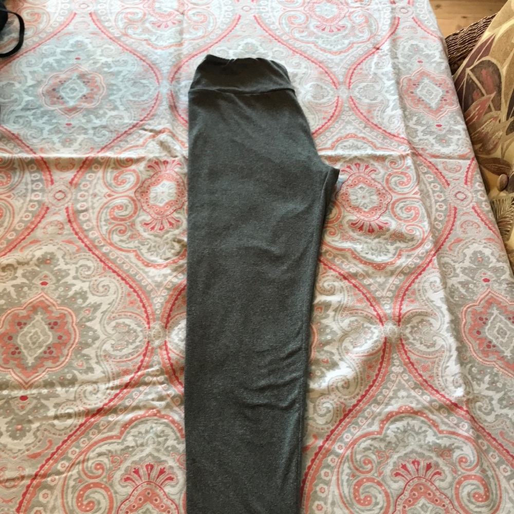 Gray LuLaRoe leggings One Size